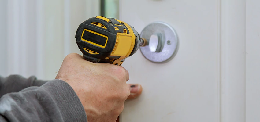 Street Locksmith For Smart Lock Repair in Hacienda Heights, CA
